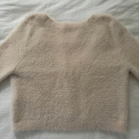 Aritzia Sunday Best Fuzzy Reese Cardigan - Picture 6 of 8